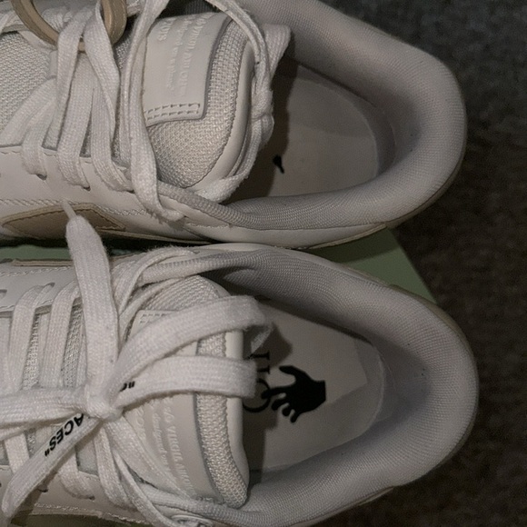 Off white Sneakers - Picture 3 of 14
